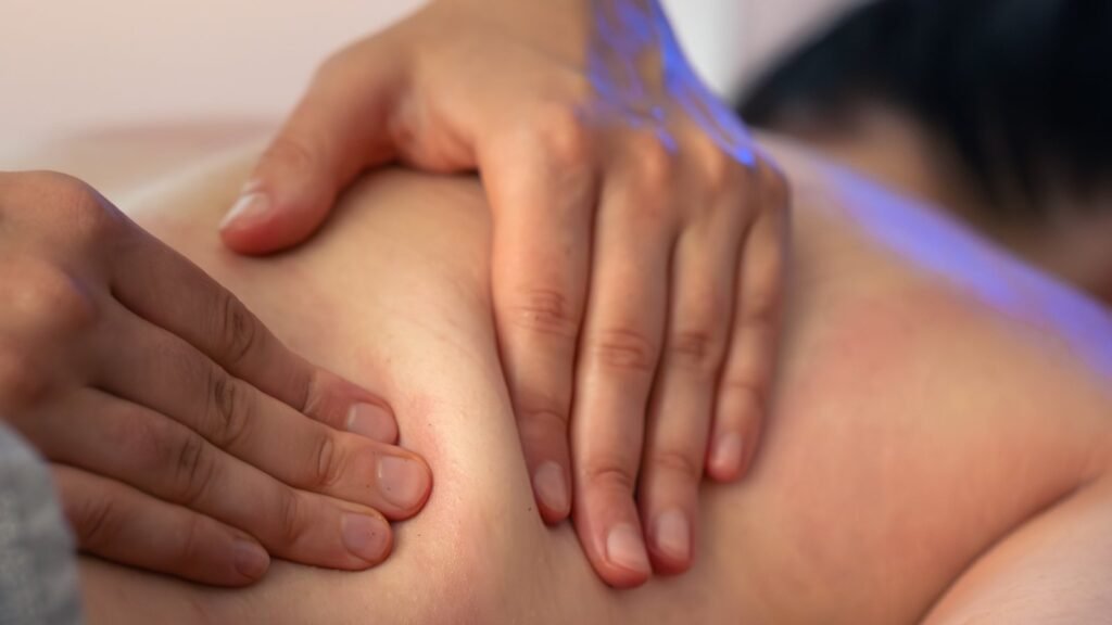Massagem Revigorante no Espaço Fisiospa